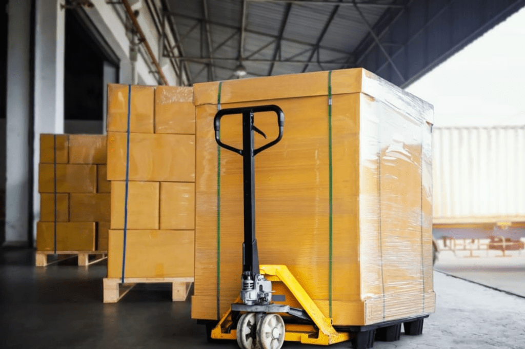 booking cross-docking services with OLIMP offers numerous advantages: