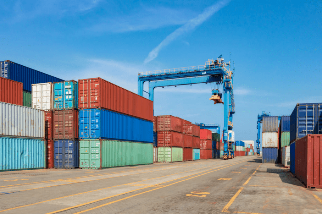 OLIMP's transloading and drayage services include: