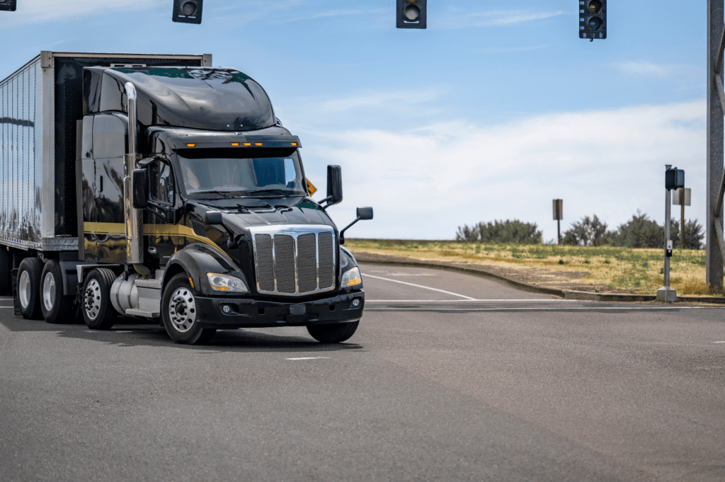 Learn how effective integration of transloading and drayage boosts logistics efficiency.