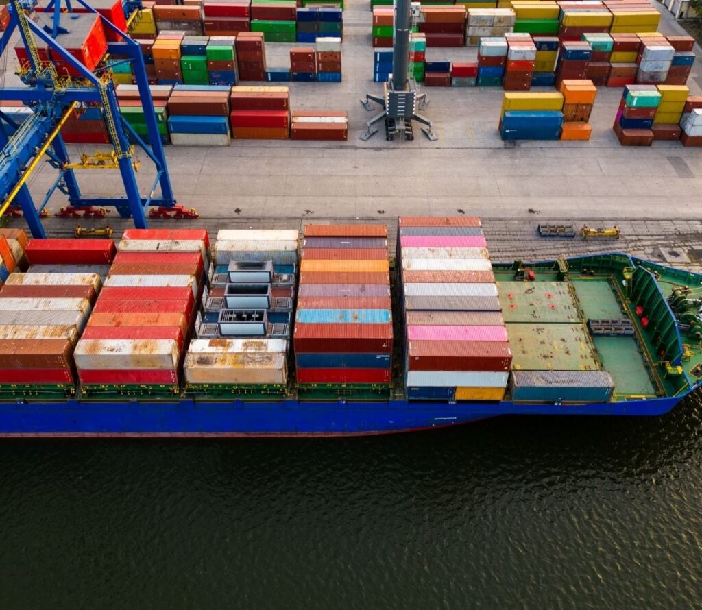 Efficient transloading services in Washington, D.C. to optimize your supply chain and reduce costs.