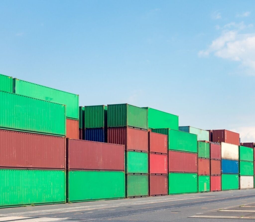 Discover how OLIMP’s transloading and drayage services can optimize your supply chain performance in Youngstown, Ohio.