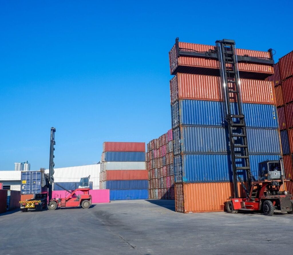 Discover how OLIMP’s transloading and drayage services enhance logistics in Oklahoma City.