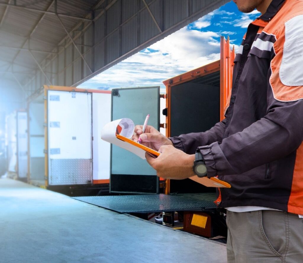 Optimize logistics with cross-docking solutions tailored for e-commerce, and retail businesses.