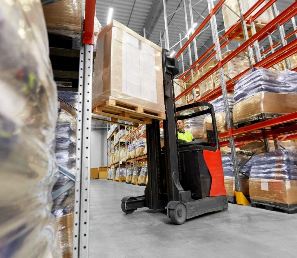 Experience reliable and on-time cross docking services with OLIMP.