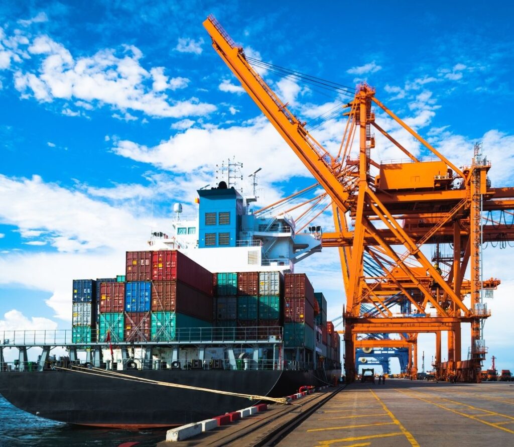 Boost your operational efficiency with OLIMP Warehousing’s advanced transloading technology.