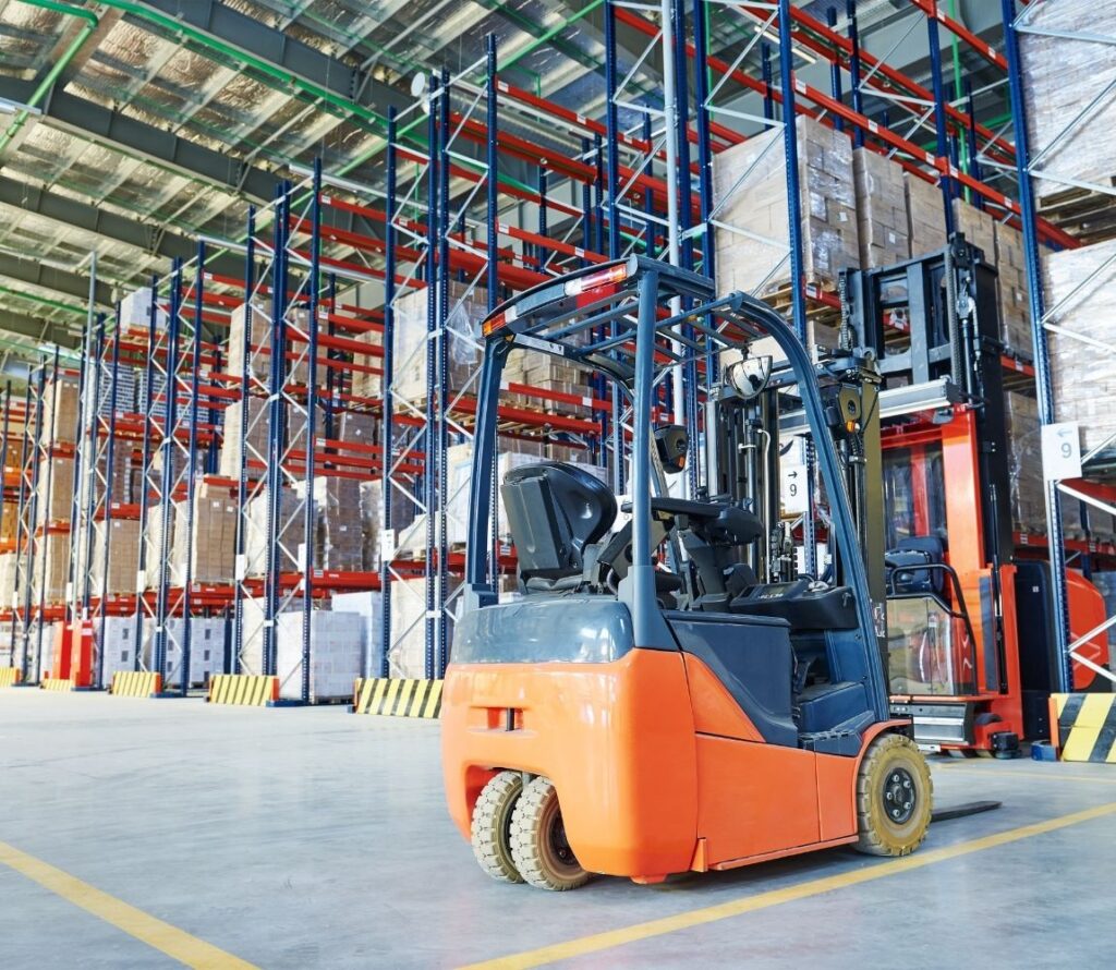 Discover how OLIMP’s cross-docking & warehouse system in Philadelphia can optimize your supply chain by minimizing storage time and enhancing logistics efficiency.