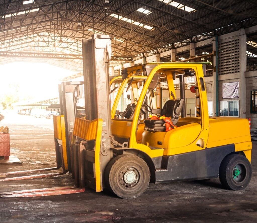 Experience timely and efficient cross docking and transloading services with OLIMP.