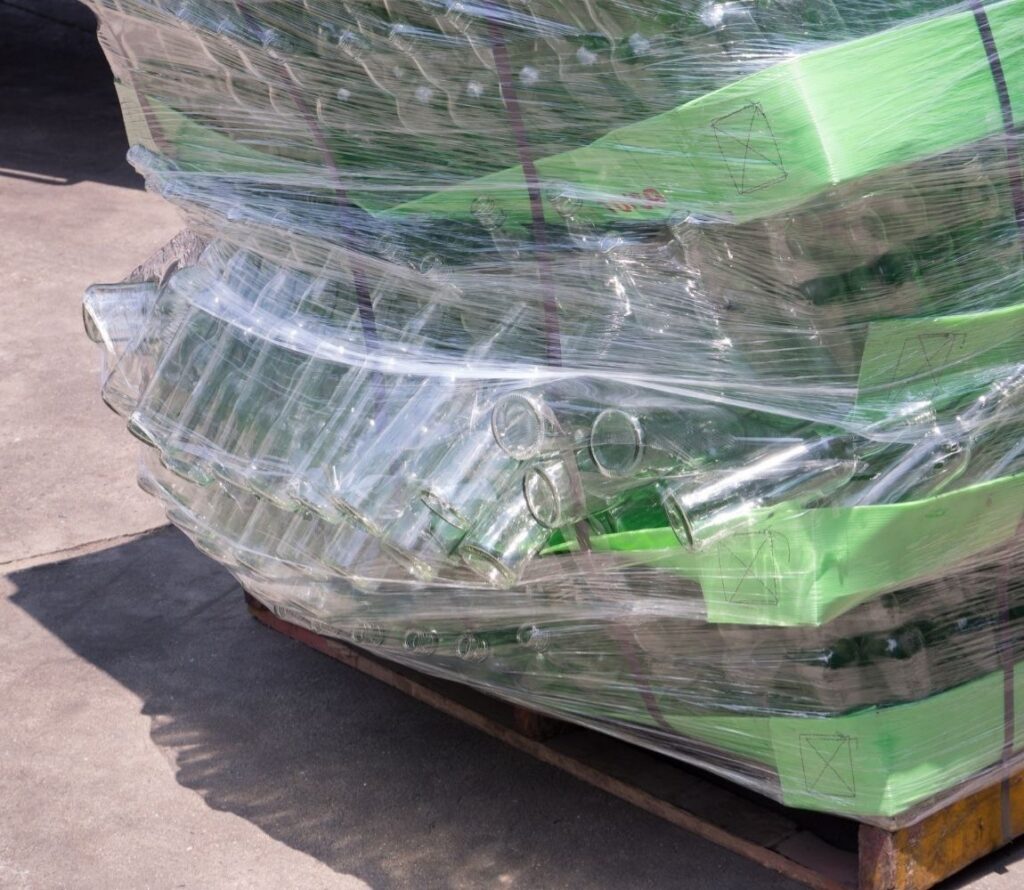 We ensure that your pallets are restacked and ready for re-delivery with our thorough pallet rework process.