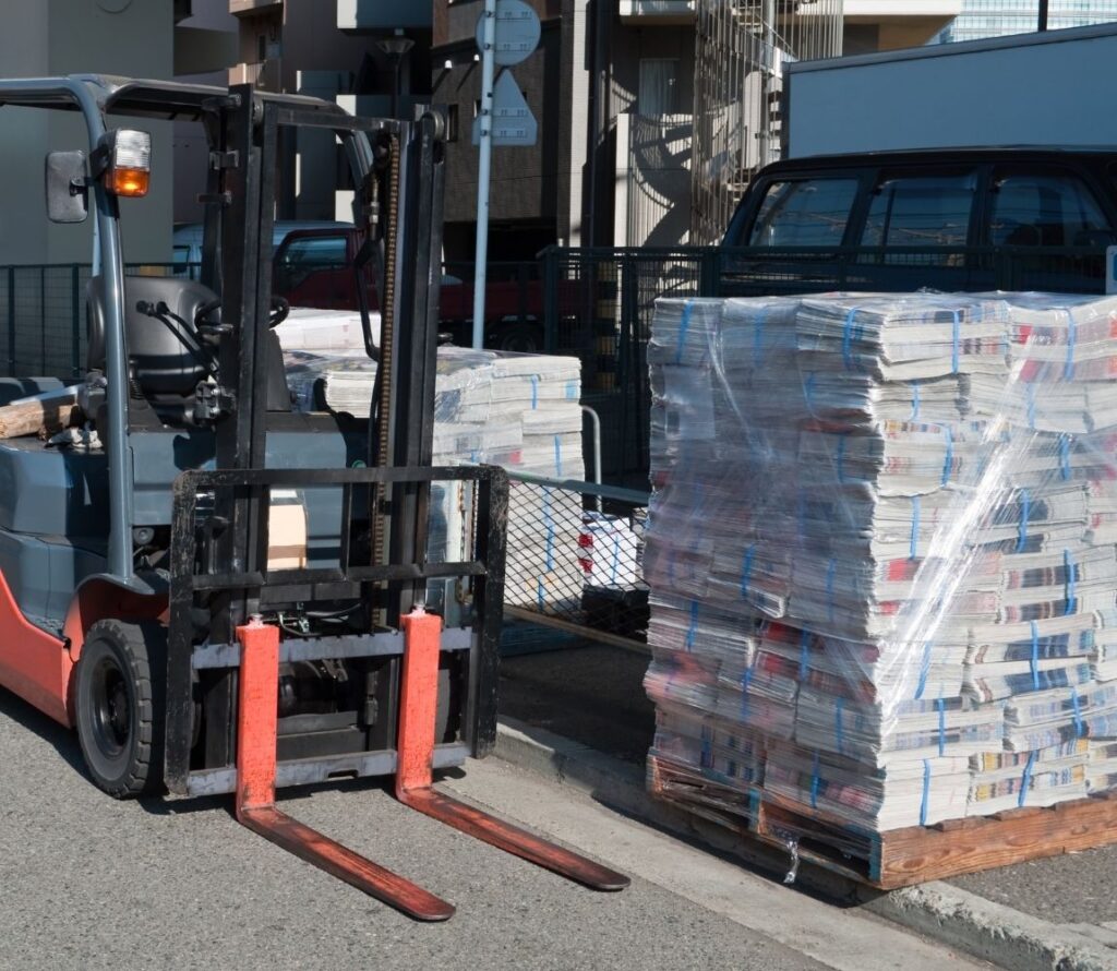 From damaged cargo to reordering, OLIMP gets your freight delivery-ready with fast service and easy booking.