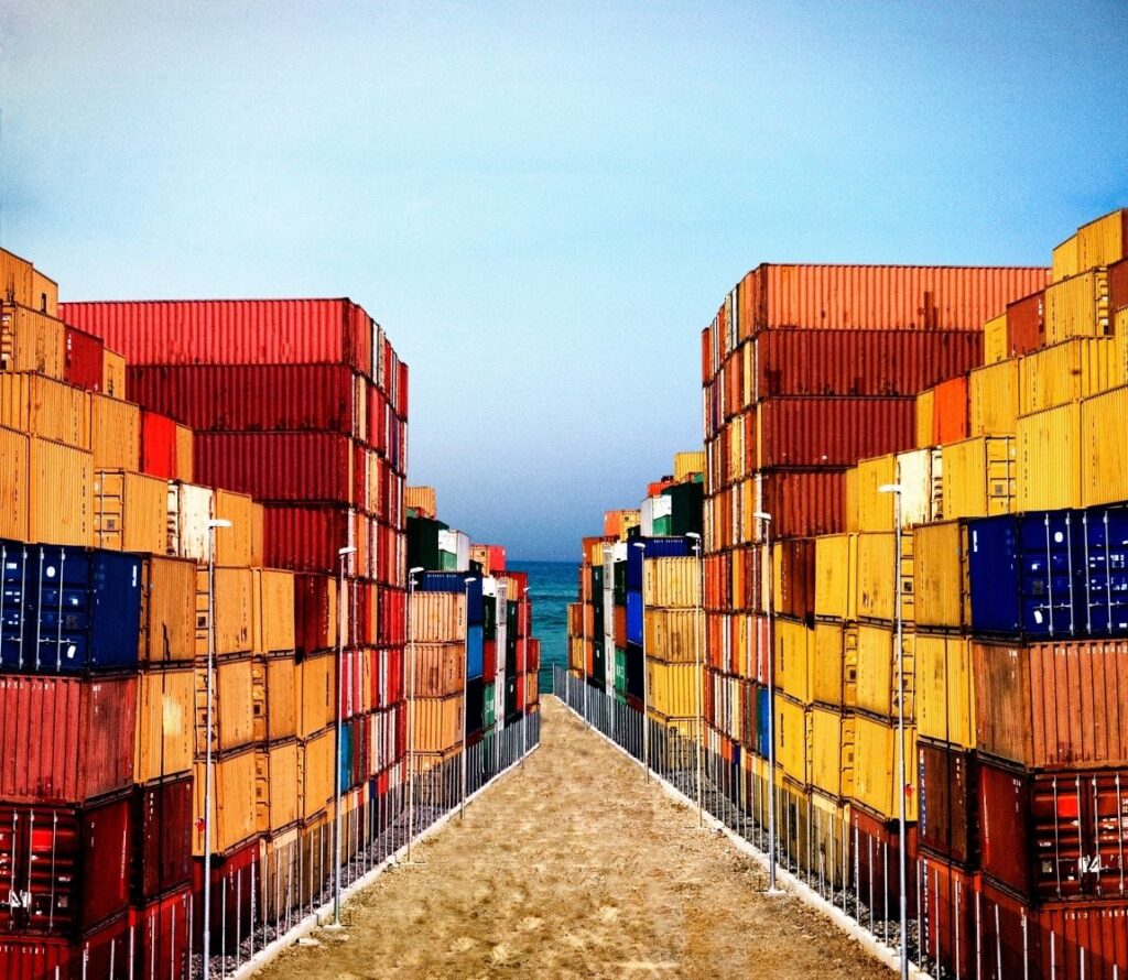 OLIMP Warehousing offers efficient transloading and drayage services in Monroe Township, optimizing your supply chain.