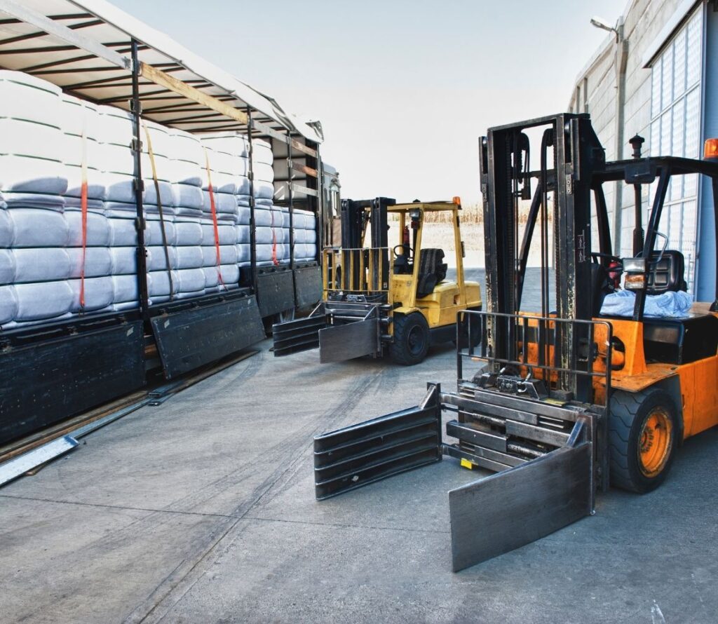 Efficient cross docking strategies that improve supply chain speed, reduce costs and support sustainable logistics operations.