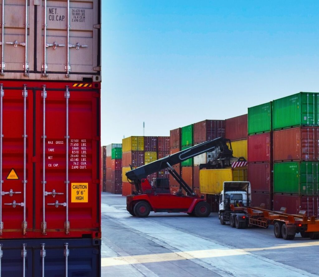 container unloading and freight transfer near Port of Oakland Newark CA