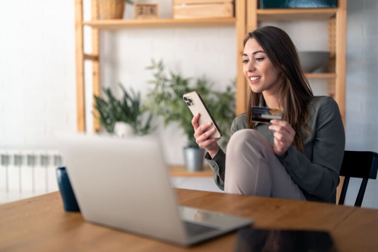 e‑commerce returns solutions.