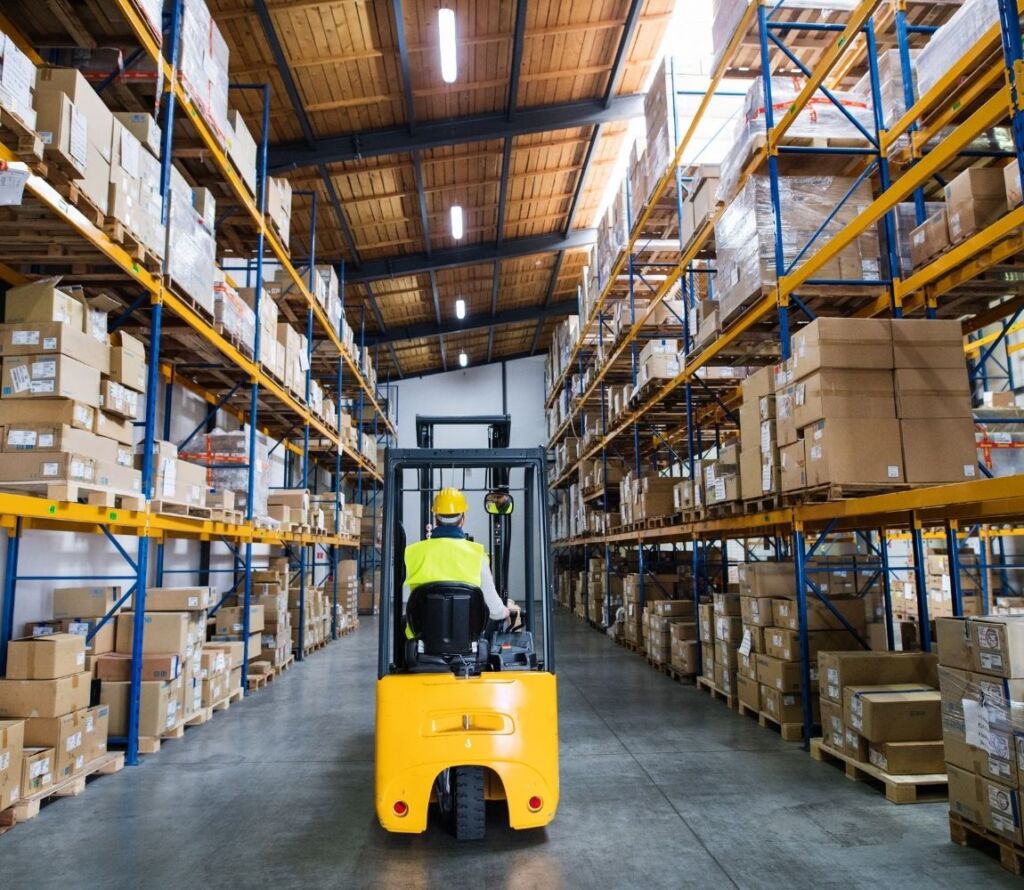 Logistics and warehousing services in Irvine are streamlined for businesses with short-term and long-term storage options.