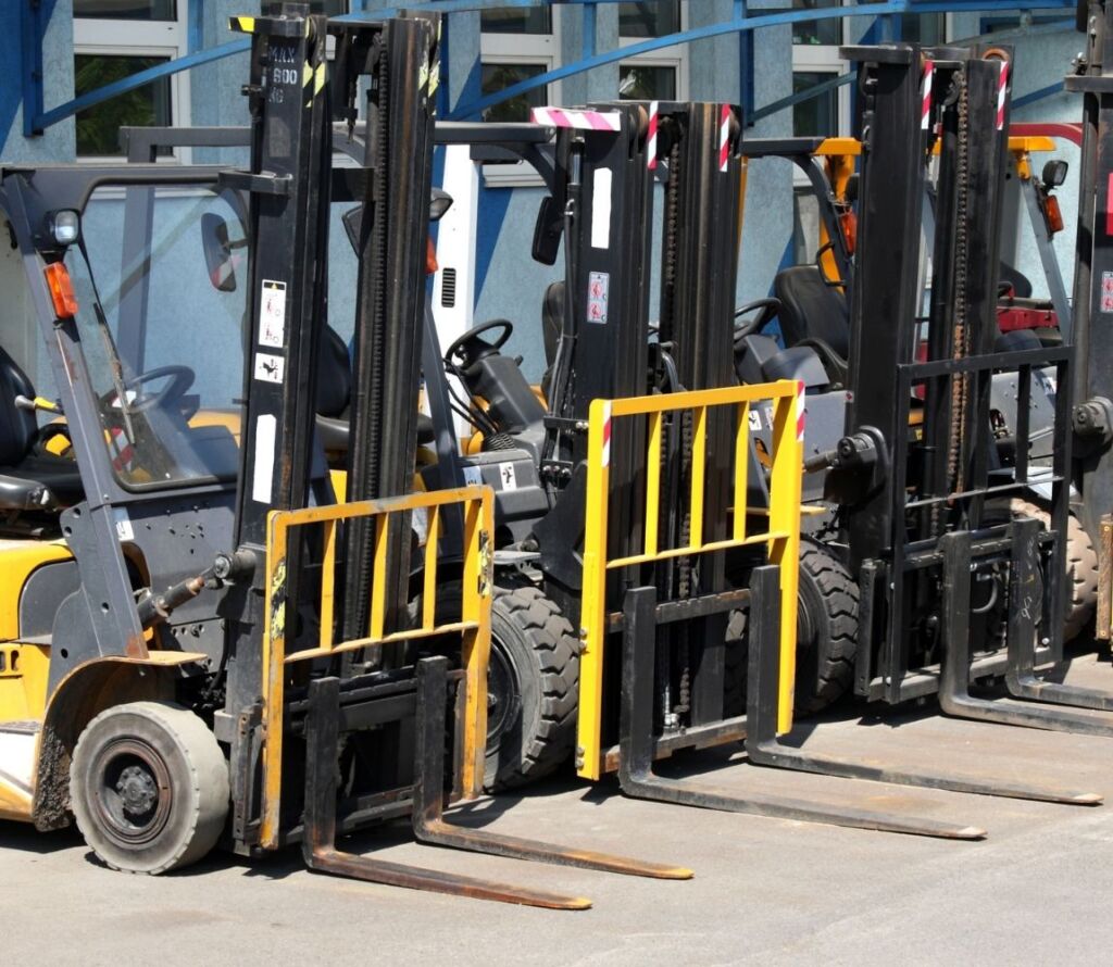 Cross dock solutions for time-sensitive shipments -Normal, IL