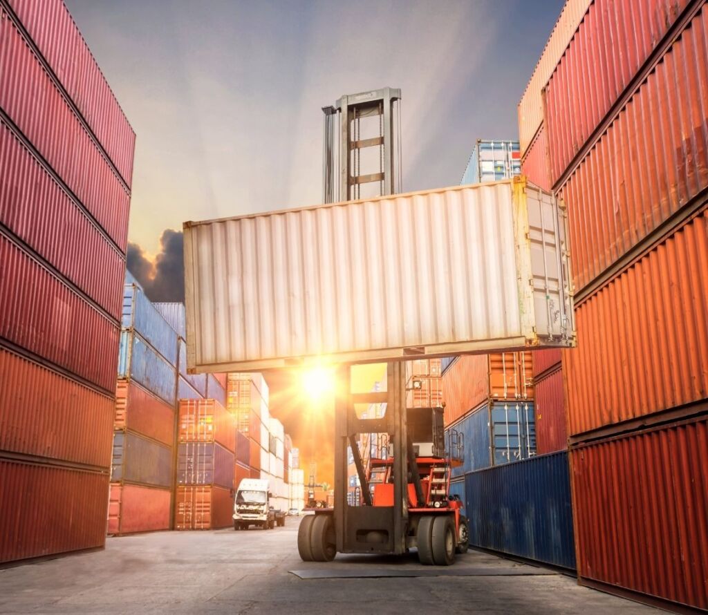 Seamless integration of transloading and warehousing services